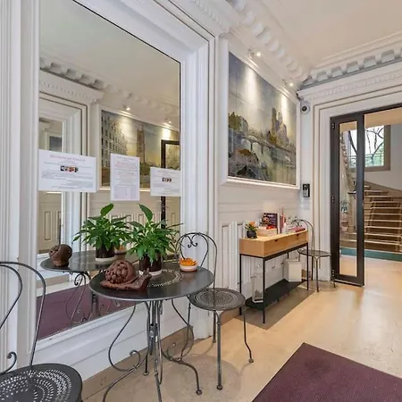شقة Le Canet - Passy Tour Eiffel A Pied - 4 Personnes- Climatisation - Vue Sur Cour *